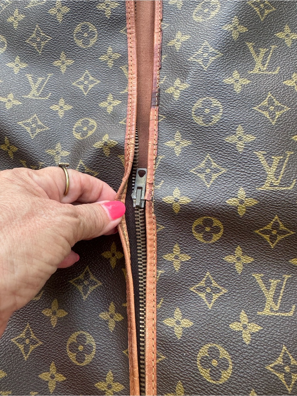 Louis vuitton garment bag 1970’s vintage to repair - Picture 5 of 16